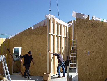 Ausführung und Montage der Wohnraumerweiterung in Holzbauweise