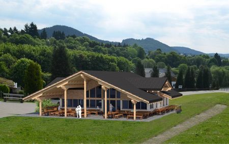 Entwurf einer Hüttengastronomie an der Sommerrodelbahn in Willingen